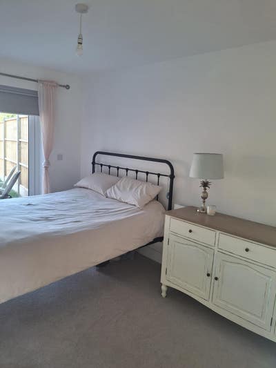 Beautiful room with en suite Main Photo