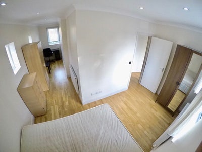 Large Double Room | Hendon | &pound;830pcm  Main Photo