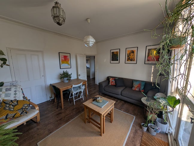 Large double room in quiet Dalston terrace Main Photo