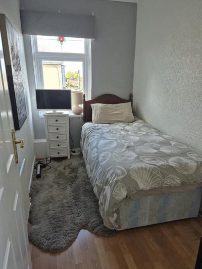 Furnished Rooms To Let Main Photo