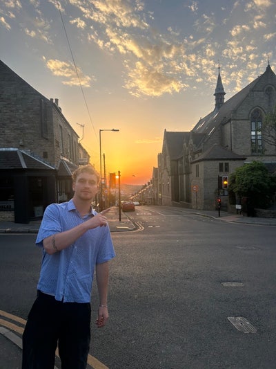 22m Looking for house share / spare room  Main Photo