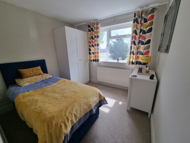 Double Room, Detached Quiet House, Large Garden. Main Photo