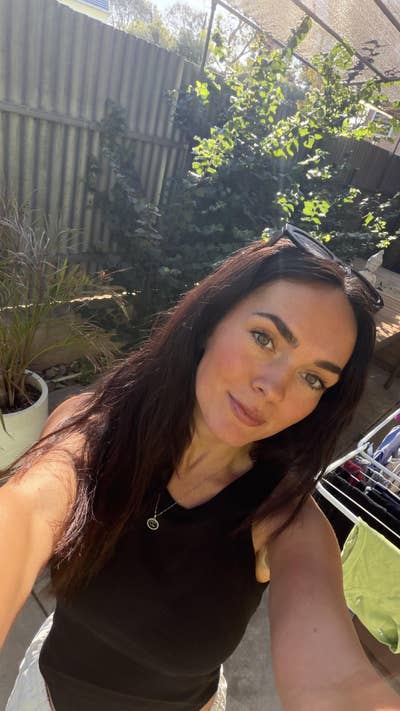I have just moved back to the UK after four y... Main Photo