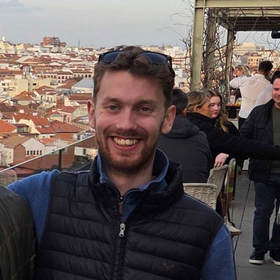 Professional Male seeks a double room Main Photo