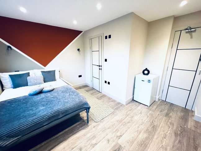 🛏️ EN-SUIT TO LET IN📍 Lewisham ✨ Main Photo