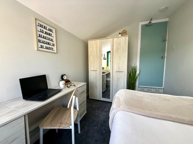Finally… A House Share Done Properly Main Photo