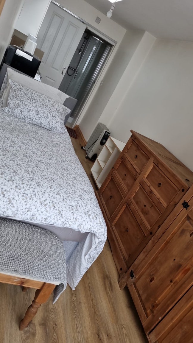 Self contained studio in Thornton Heath- inc bills Main Photo