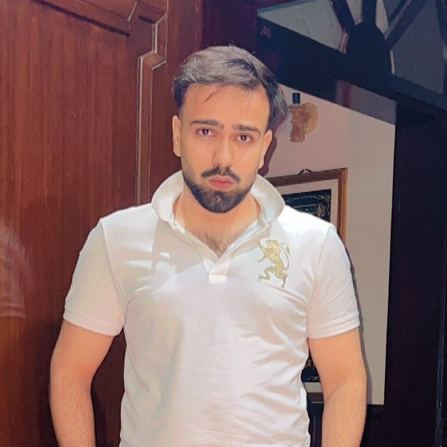 Student Male seeks a single or double room Main Photo