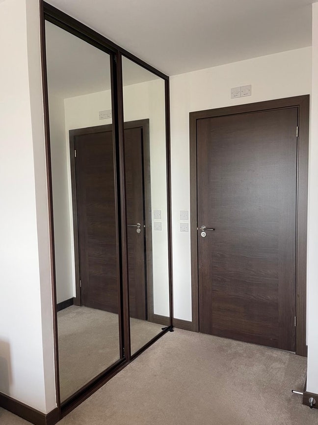 En-suite double bed room  Main Photo