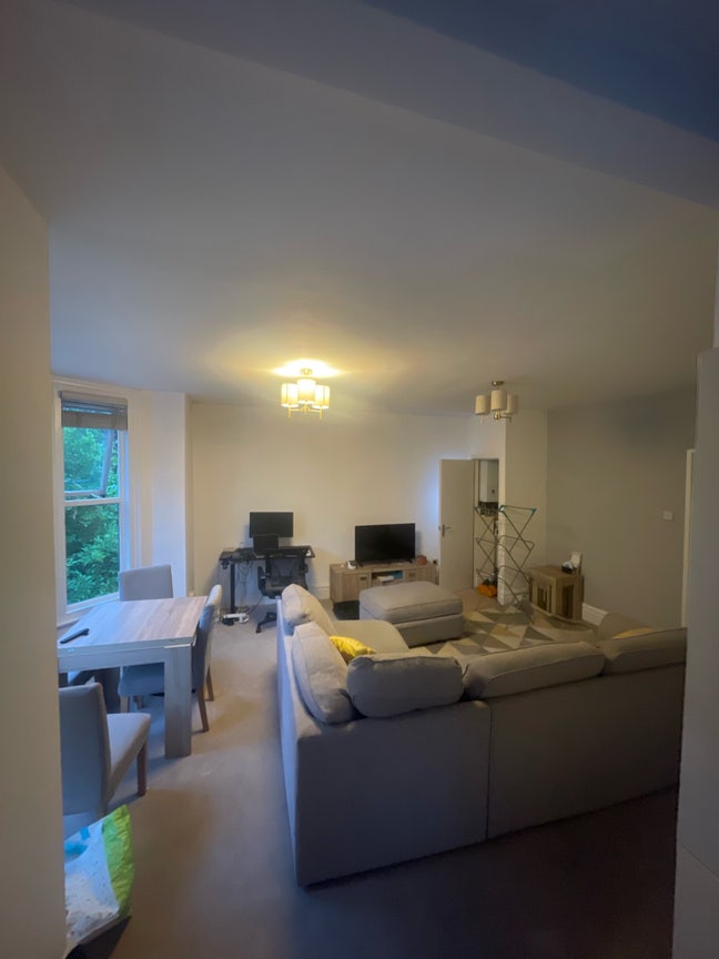 Spacious En-Suite Room Available - West Didsbury  Main Photo