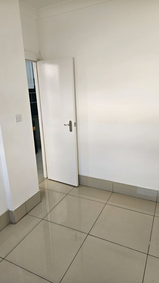 Double room available East Ham  Main Photo