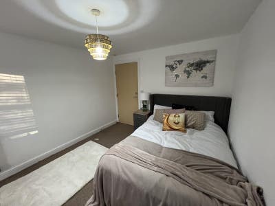 Modern Furnished Room | Wythenshawe Main Photo