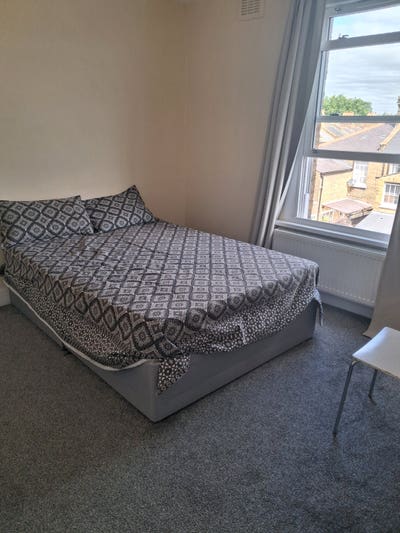 Single Room for Rent – Bills Included – &pound;900 PCM – Main Photo