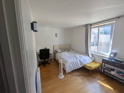 Furnished double room in 2 Bed 2 Bathroom flat Main Photo