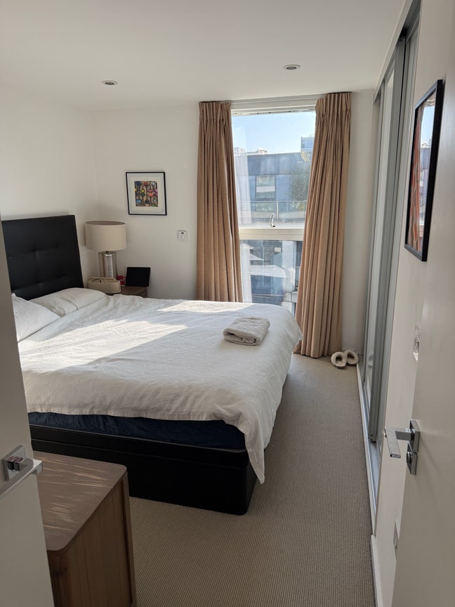 Short term sublet (30 Aug > 6 Sep) Main Photo
