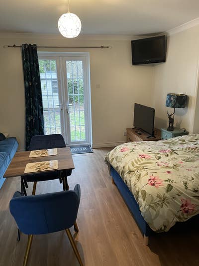 Studio En-Suite Room  Main Photo