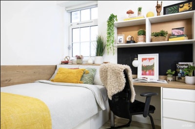 Room Available -Walmsley studios, central london  Main Photo