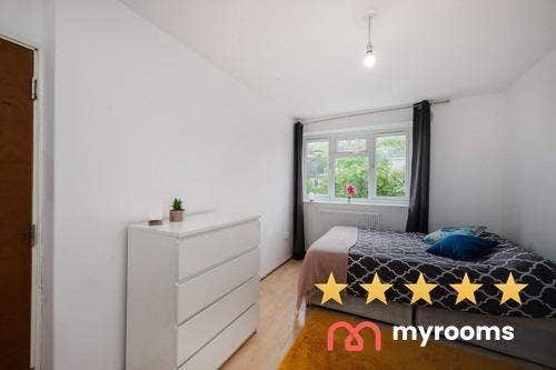  🔥 Rooms Available - Battersea Power St Main Photo