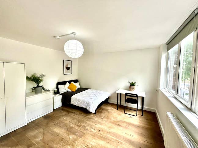 4 Stylish Rooms near Old Street | Shoreditch Main Photo