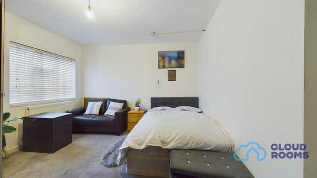 North West London – HA9 🏠 Wembley Park Zone 4 Main Photo