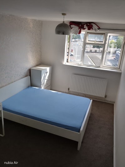 Nice DBL Room | Near Crossharbour/Canary Wharf | Main Photo