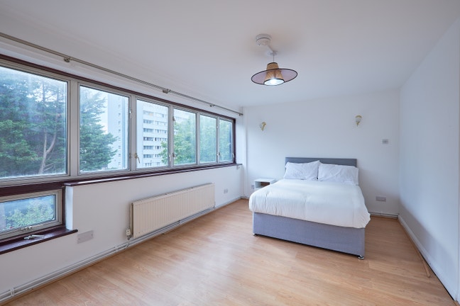 Premium Double Rooms | Bow E3 | Bills Included Main Photo
