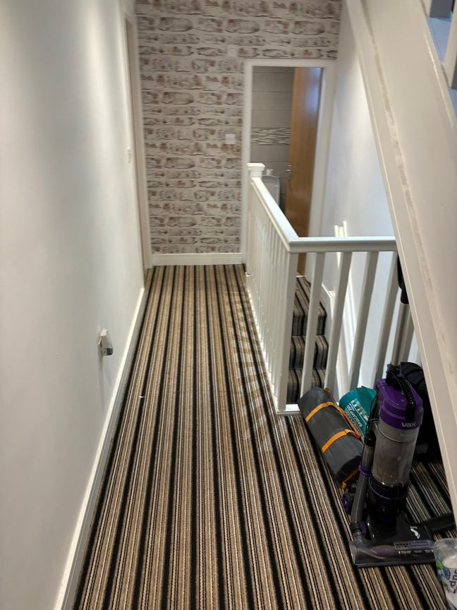 Room Available in M14 Main Photo