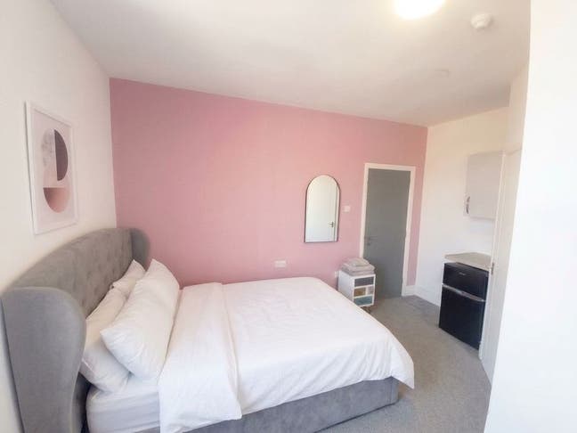 Double Room with its own En-suite, Alvaston, Derby Main Photo