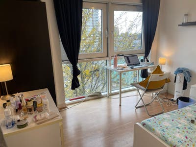 Limehouse/ Canary Wharf*2 Modern Bedrooms Availabl Main Photo