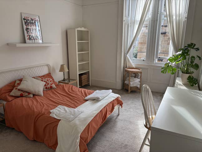 Whole flat 2 bedroom to let as a whole Main Photo