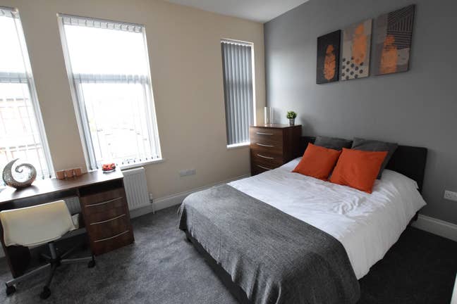 Coming soon Studio Room Bills INC Main Photo
