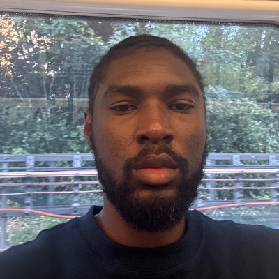 Professional Male seeks a single or double room Main Photo