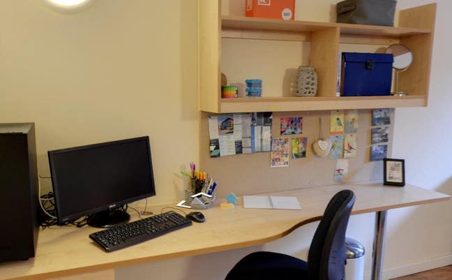 Single studio Wolverhampton chambers 51 Main Photo