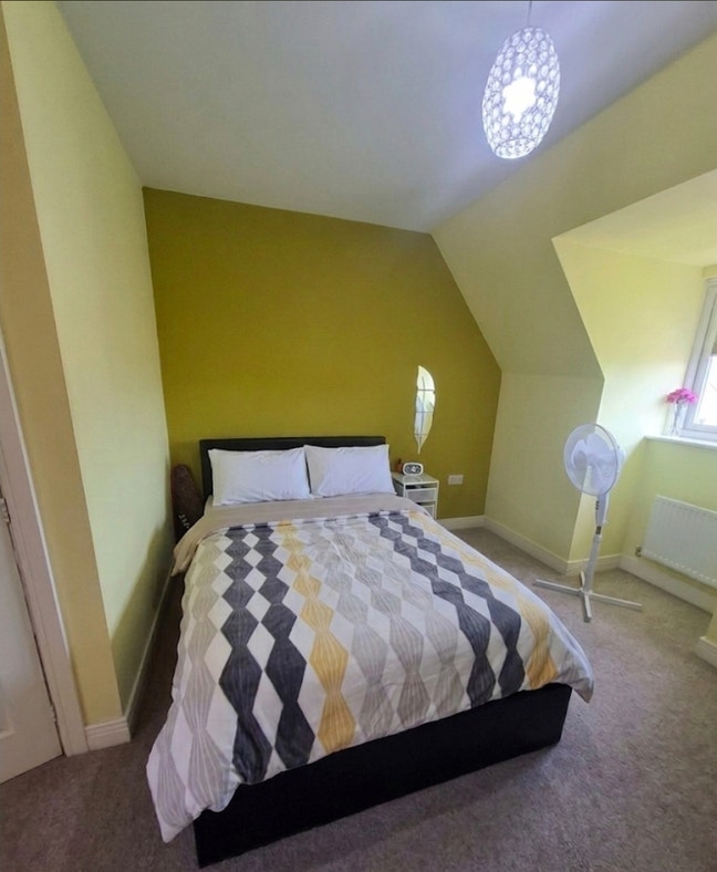 Fully Furnished Bedrooms Main Photo