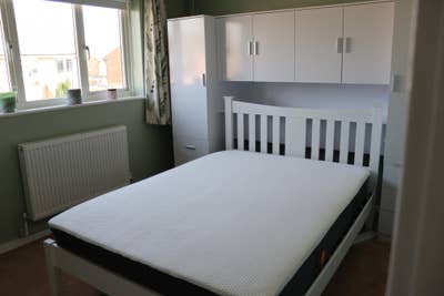  Double Room in North Abingdon Main Photo