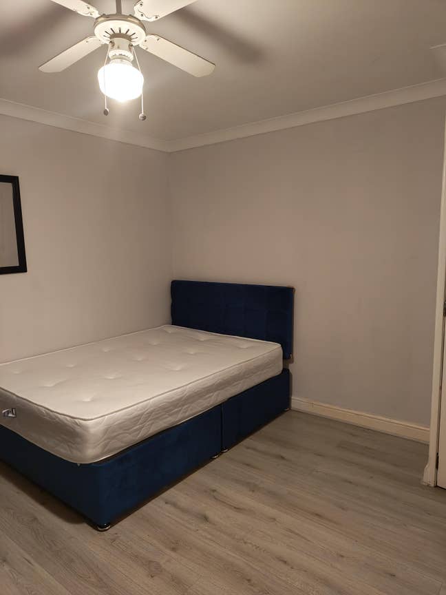 Spacious double room in Croydon  Main Photo
