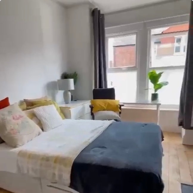 1 gorgeous room to let in a 4 bed flat  Main Photo