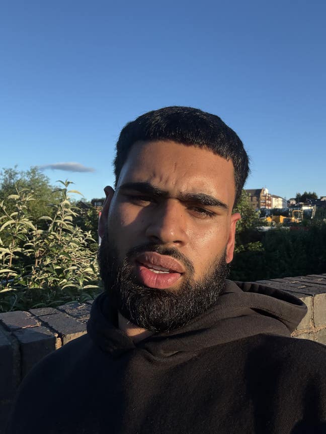25 y/o moving before 01/09 Main Photo