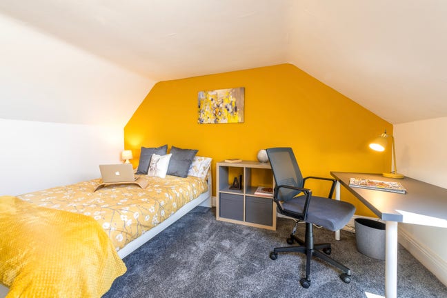 **Really Friendly*Renovated*Avonmouth** Main Photo