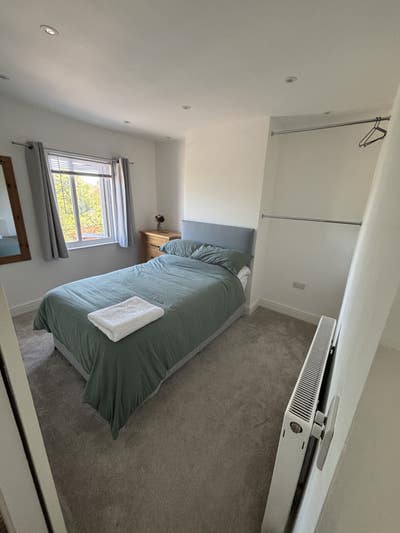Room available  Main Photo