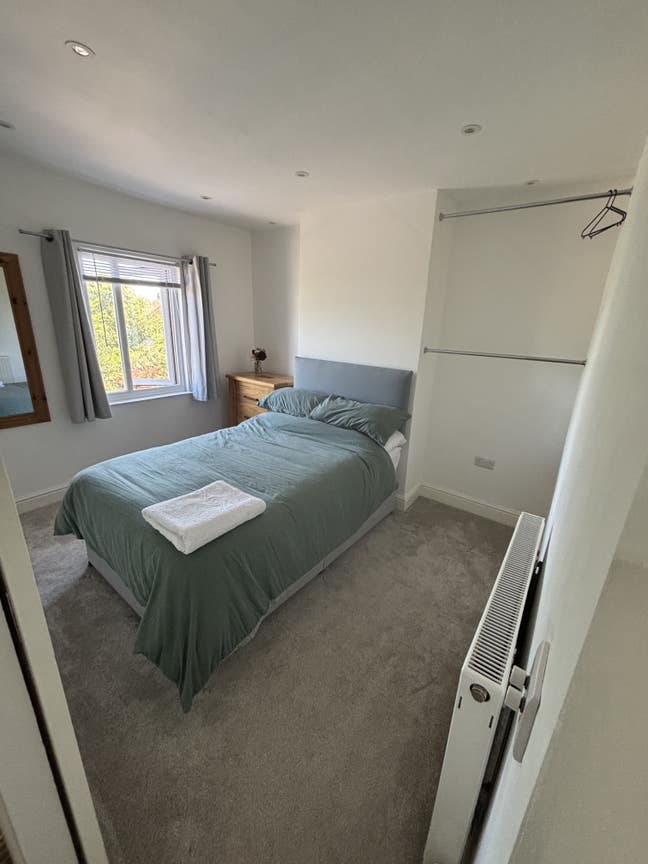 Room available  Main Photo