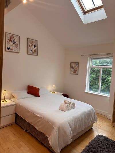 Room in a lovely Flat  Main Photo