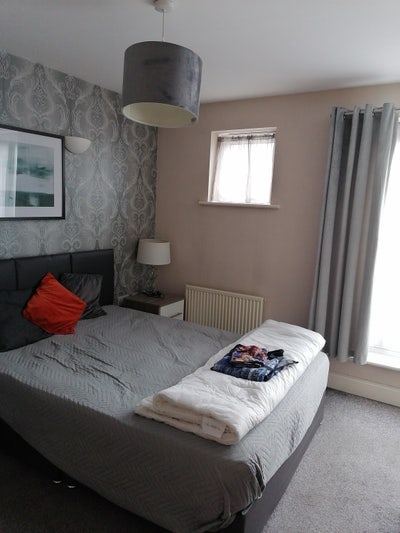Fully Furnished Double Room with En-Suite – HMO Main Photo