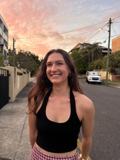 Hi there!! I’m moving to London from Austra... Main Photo