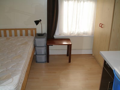 Spare room for lodger Main Photo