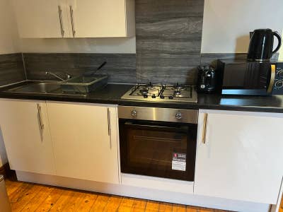 Beautiful Studio Flat! Main Photo