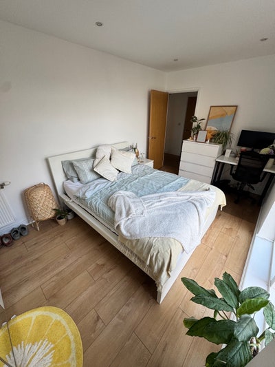 Double Room with own Bathroom - Clapham South Main Photo