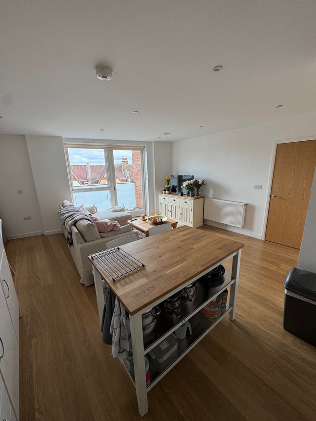Double Room with own Bathroom - Clapham South Main Photo