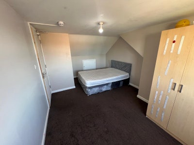 HMO property  Main Photo