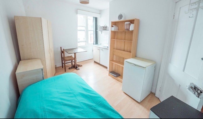 Bright Double Room in Marylebone  Main Photo